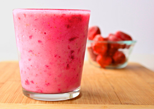 receta yogur de fresa casero natural